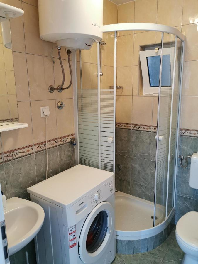 Apartman Adriatic Pavlinovic - Makarska Eksteriør billede
