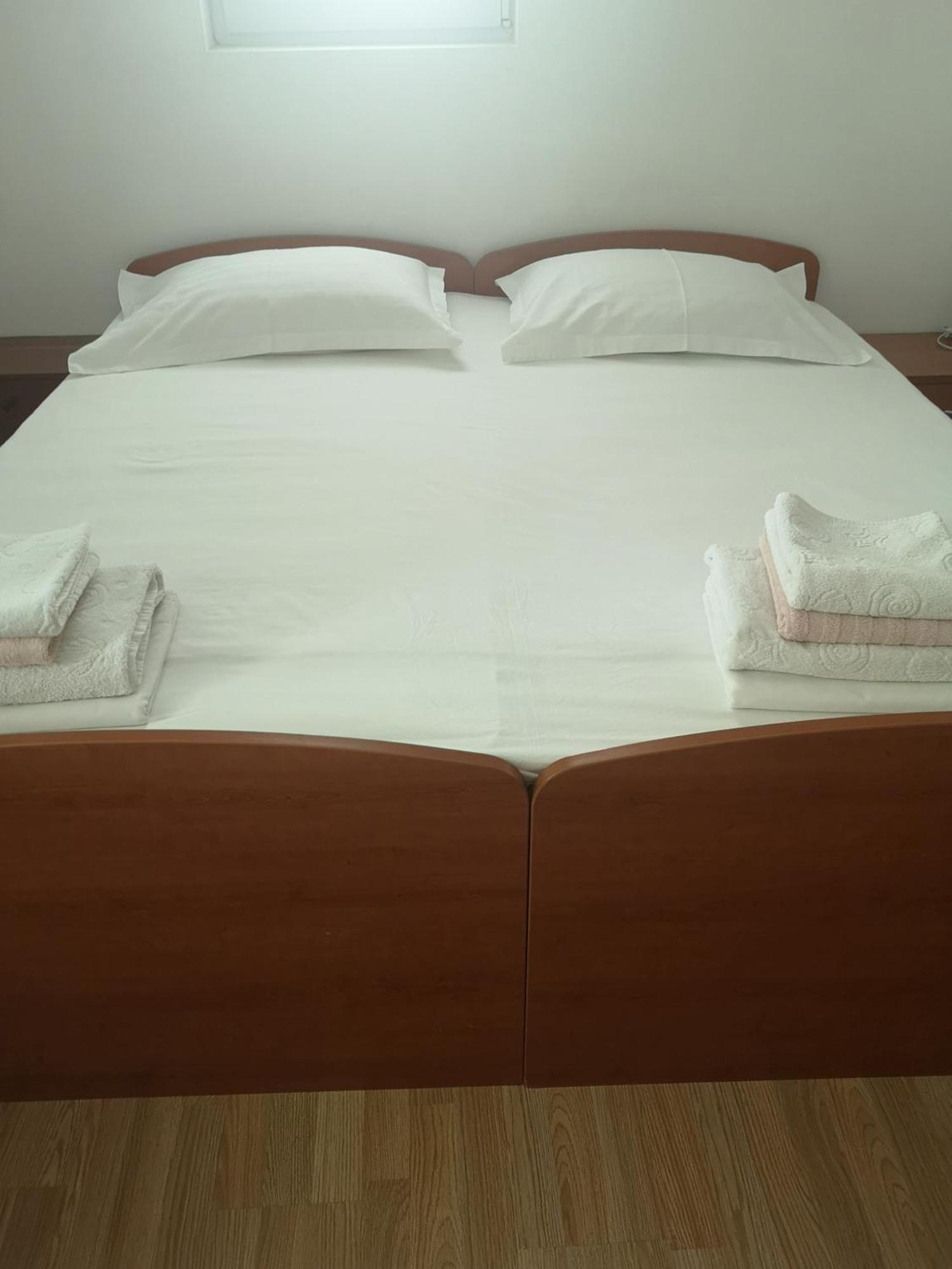 Apartman Adriatic Pavlinovic - Makarska Eksteriør billede