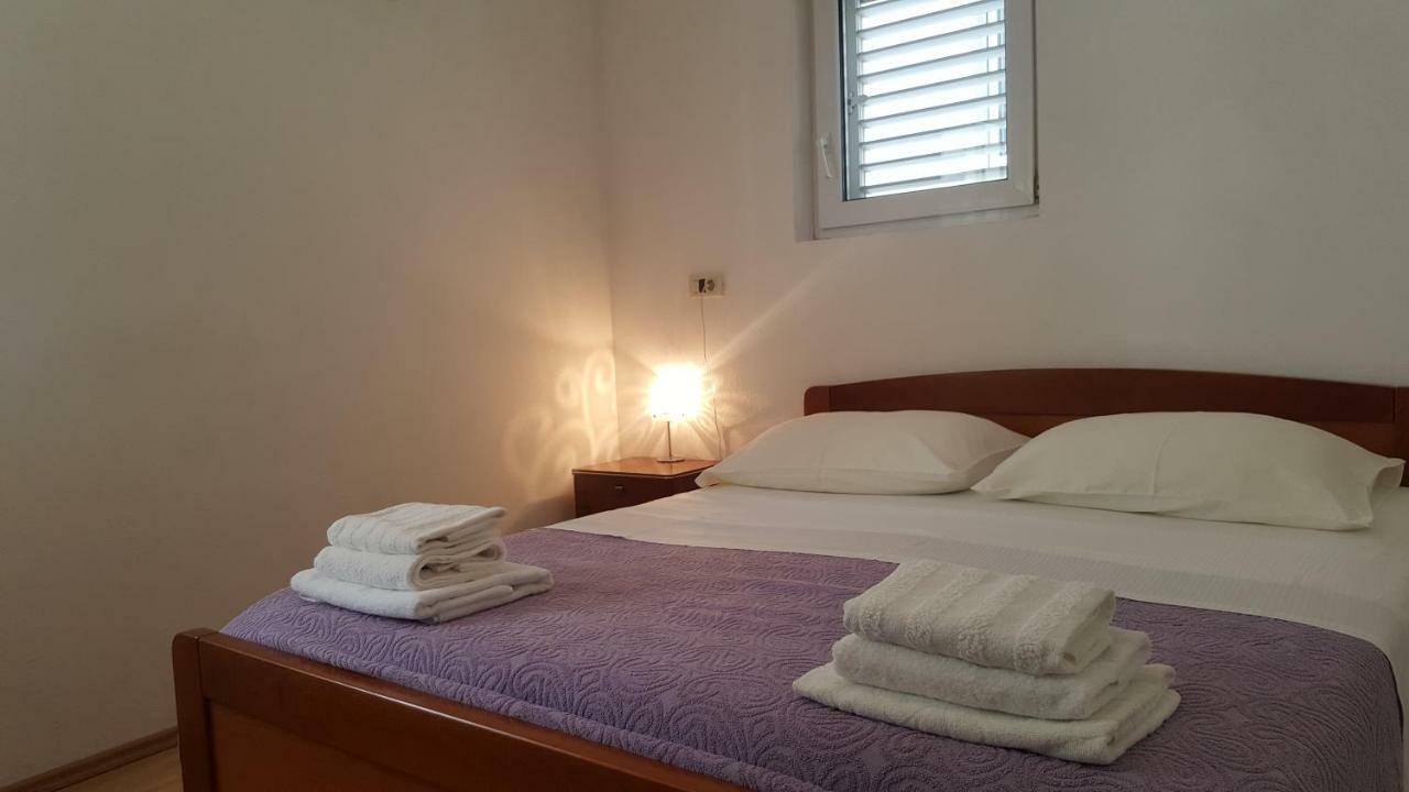 Apartman Adriatic Pavlinovic - Makarska Eksteriør billede